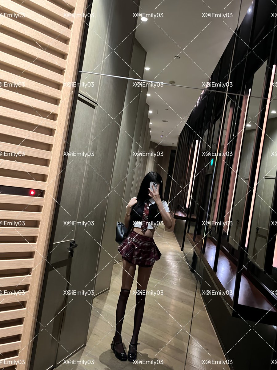 iEmily03's tweet photo. 妈见打系列   #女神 #反差 #母狗 #骚货 #反差婊 #骚逼 #口交  #反差婊 #真空 #肉便器 https://t.co/5tBPuqVhV2