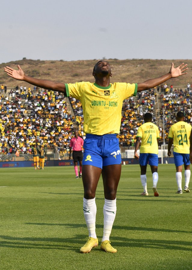 Tunaliinua jina lako baba asubuhi hii. Tunasema asante 

Umefanya mengi yasiyoelezeka, umetupa heshima katikati ya maadui zetu.

Kalinde familia zetu, kawape kile waombacho, wafunike na damu yako.

Nikiomba na kuamini Amen.🙏🏾