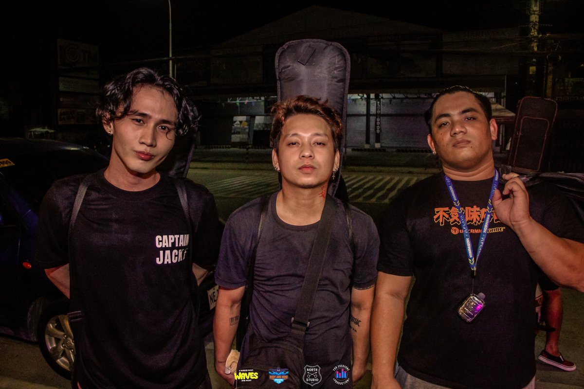 dfrostedglasses's tweet photo. 2024.07.13 
@brewstreetcoffeeph

Thanks excapelabs, north studio, and body &amp; mind swimming club. 🤧🙏🔥

Photo by Eys Sbda

#opm #original #pinoy #music #unstablerecords #frostesglasses #supportlocal https://t.co/isfHiRJ15z