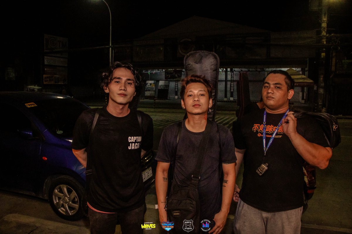 dfrostedglasses's tweet photo. 2024.07.13 
@brewstreetcoffeeph

Thanks excapelabs, north studio, and body &amp; mind swimming club. 🤧🙏🔥

Photo by Eys Sbda

#opm #original #pinoy #music #unstablerecords #frostesglasses #supportlocal https://t.co/isfHiRJ15z
