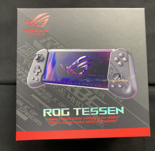 2F】 折りたたみ可能なスマホ向けゲームパッドがこちら！！ ASUS『ROG