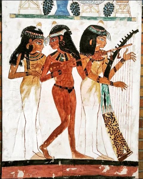 trideviganja's tweet photo. Ventures using the same new living creatures u made here in America, the 'Tridevi Ganja' Holy Feline Trinity is a perfectly balanced blend of hot music notes🎶, iconoclast models💄and extraordinary actors🎞️. High aspirations #ONLY 

https://t.co/NTGp38D1jA https://t.co/vHVowX3qlg