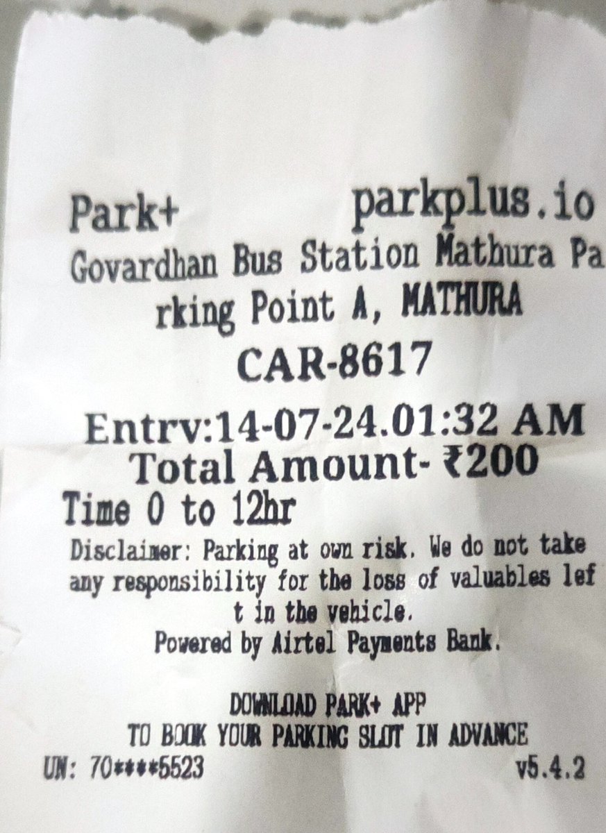 deepaksinghit2's tweet photo. Mathura goverdhan pe parking ke name pe loot parking ke name pe 200 liya ja raha hai 50 Valli colddrink 70 me milti hai vaha parshad bhi chahiye to pahley daan me kuch dalo to prashad milega nhi to nhi milega  @parivhan#avedhparking @mathurapolice @Krishna4Mathura @BeingBrijwasi https://t.co/wBBEB9jPdd