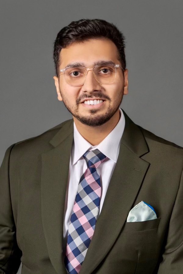 Hello #CardioTwitter! 🫀
I am excited to share that I am applying for the #Cardiology Fellowship, a journey made possible by my incredible mentor’s guidance and support. Looking forward to the interview season and the next steps in this fulfilling career path! #match2025