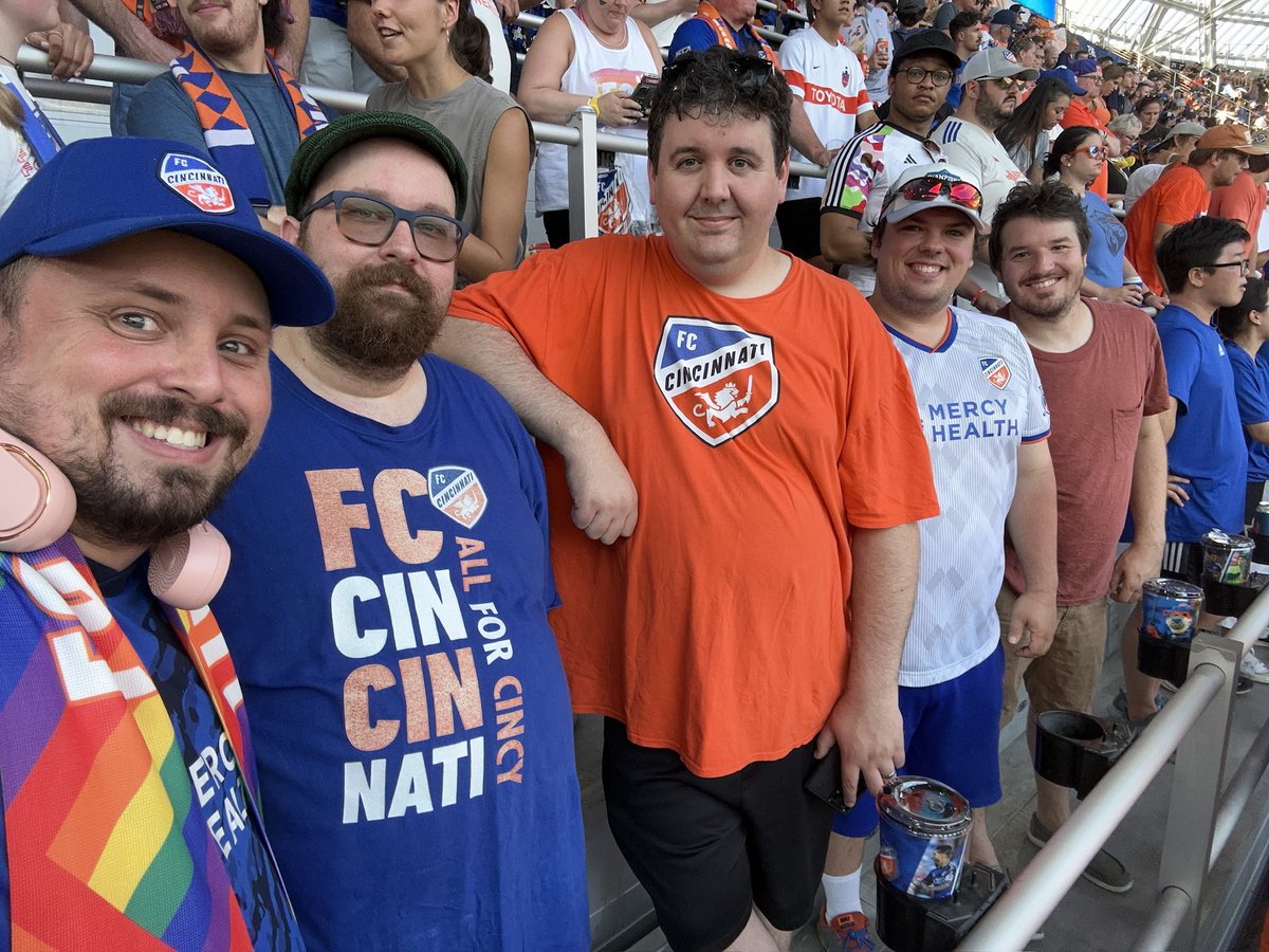 apm239's tweet photo. Spent a relaxing weekend celebrating my birthday with wonderful friends. From board games to a night in The Bailey at TQL Stadium, I couldn’t ask for better! 🧡💙🥳 https://t.co/5ehUhZAqbK