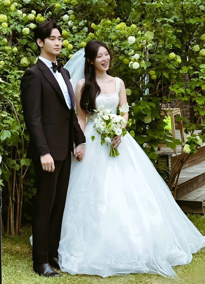 눈물의 여왕 현우해인 웨딩스냅은 주기적으로 봐줘야 함