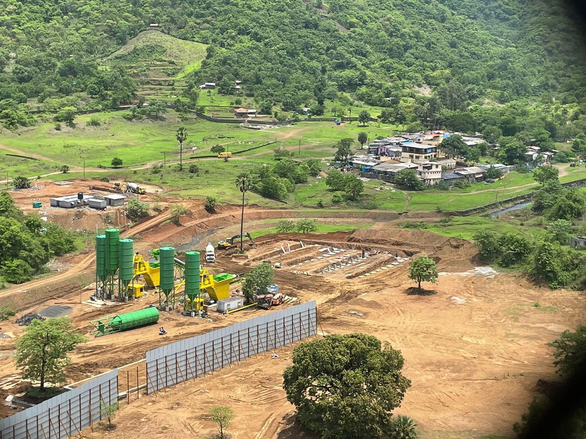 Sayalee1724's tweet photo. @MMRDAOfficial @PMOIndia @CMOMaharashtra @DrSanMukherjee @PMOIndia there is cement plant construction happening in a residential area for this tunnel.MMRDA and mega engineering is putting 8000+ residents life in danger including children.  Add that also in your promotion post so that people know the reality.
#stophawarecitirmcplant https://t.co/QIybo8t9bi
