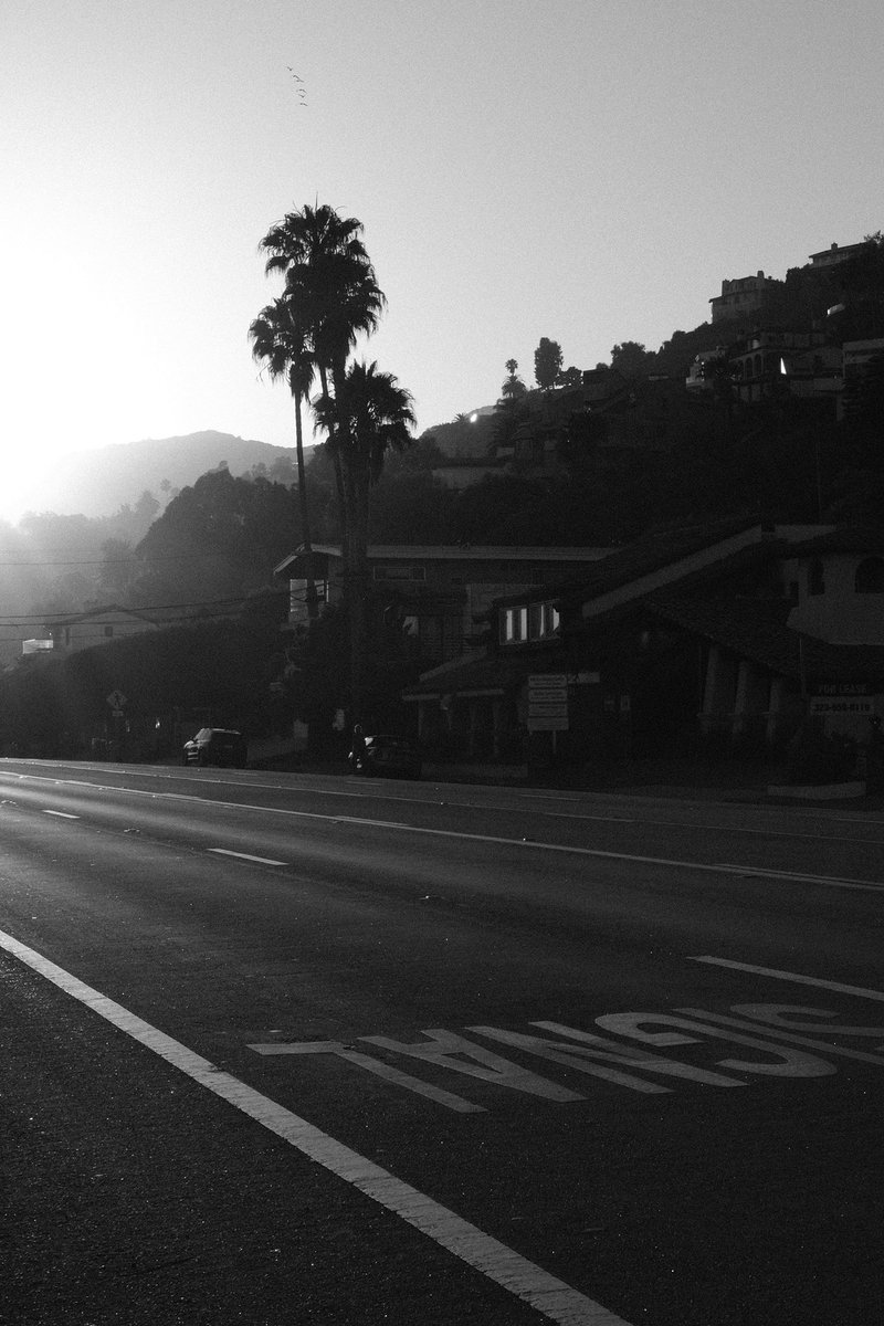 KevinCarden's tweet photo. An evening in Malibu. https://t.co/P0YOdKGlgZ