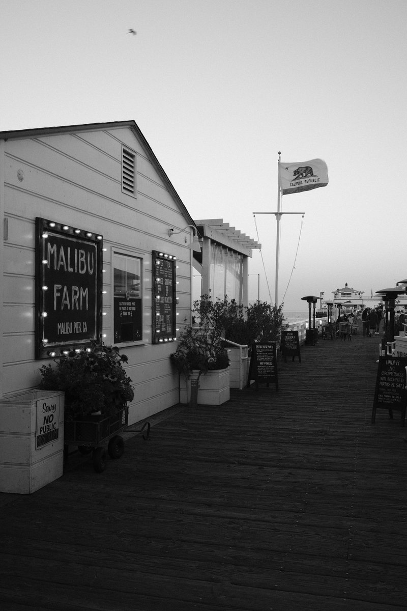 KevinCarden's tweet photo. An evening in Malibu. https://t.co/P0YOdKGlgZ