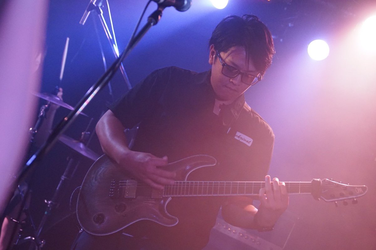 Sign_official tweet media