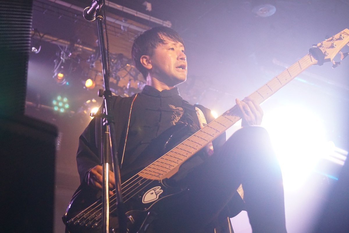 Sign_official tweet media