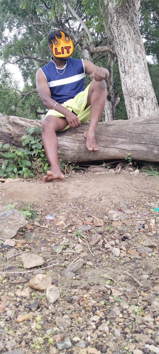 வேஷ்டி குள்ள வேலை செய்ய ரெடியா aaa🍌💦😉who is ready to work in my dhoti...👆