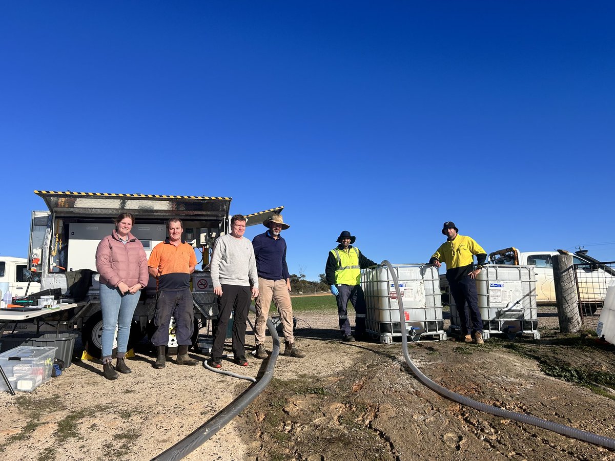 Electro-chloronation is (maybe??) a new method to test on #smartdams to improve water quality, great to work with <a href="/FBG_Jerramungup/">FBG</a> @CWSS_UWA <a href="/UWAresearch/">UWA Research</a> and a big shout out to <a href="/watercorpwa/">Water Corporation</a>