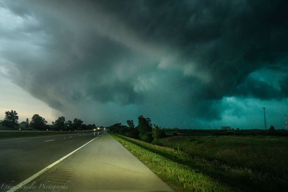 Wide angle shot of a tornado at Andover, IL this evening. Briefly fully condensed off to the west of the highway. #ilwx