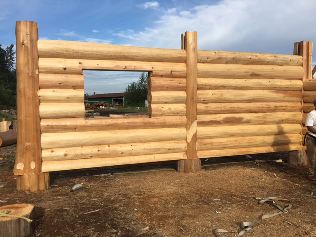 BCLogHomes's tweet photo. It's #TimberTuesday!
Log home walls: Log homes can be built using various types of log walls, each offering unique aesthetics and structural benefits.
There are Full Scribe Log Walls
And there are "Piece en piece" log walls
#TT #logwalls #loghomedesign #fullscribe #pieceenpiece https://t.co/Fcvs0dLDPi