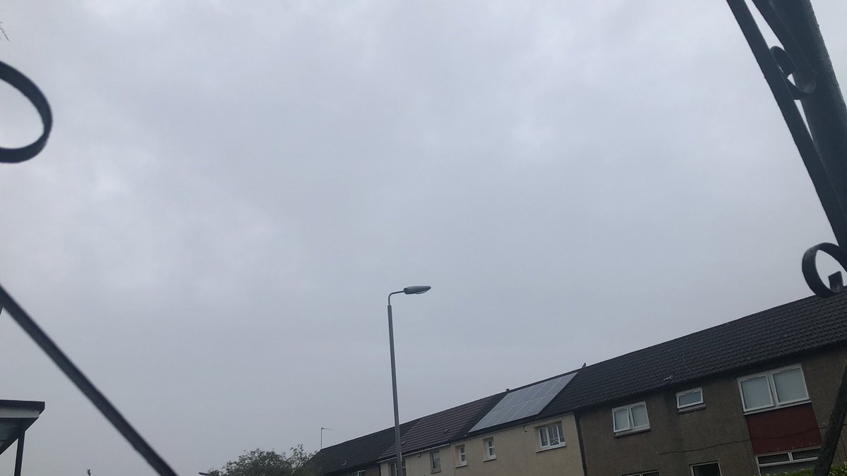 IonisedSkyWatch's tweet photo. Good morning Twitter โ๐ผ #Julember 16th 2024.
#50ShadesOfShiteWeather Doppler blanket laid, fully charged and leaking like a sieve ๐คข๐คข๐คฎ https://t.co/D1HWm8CDUW