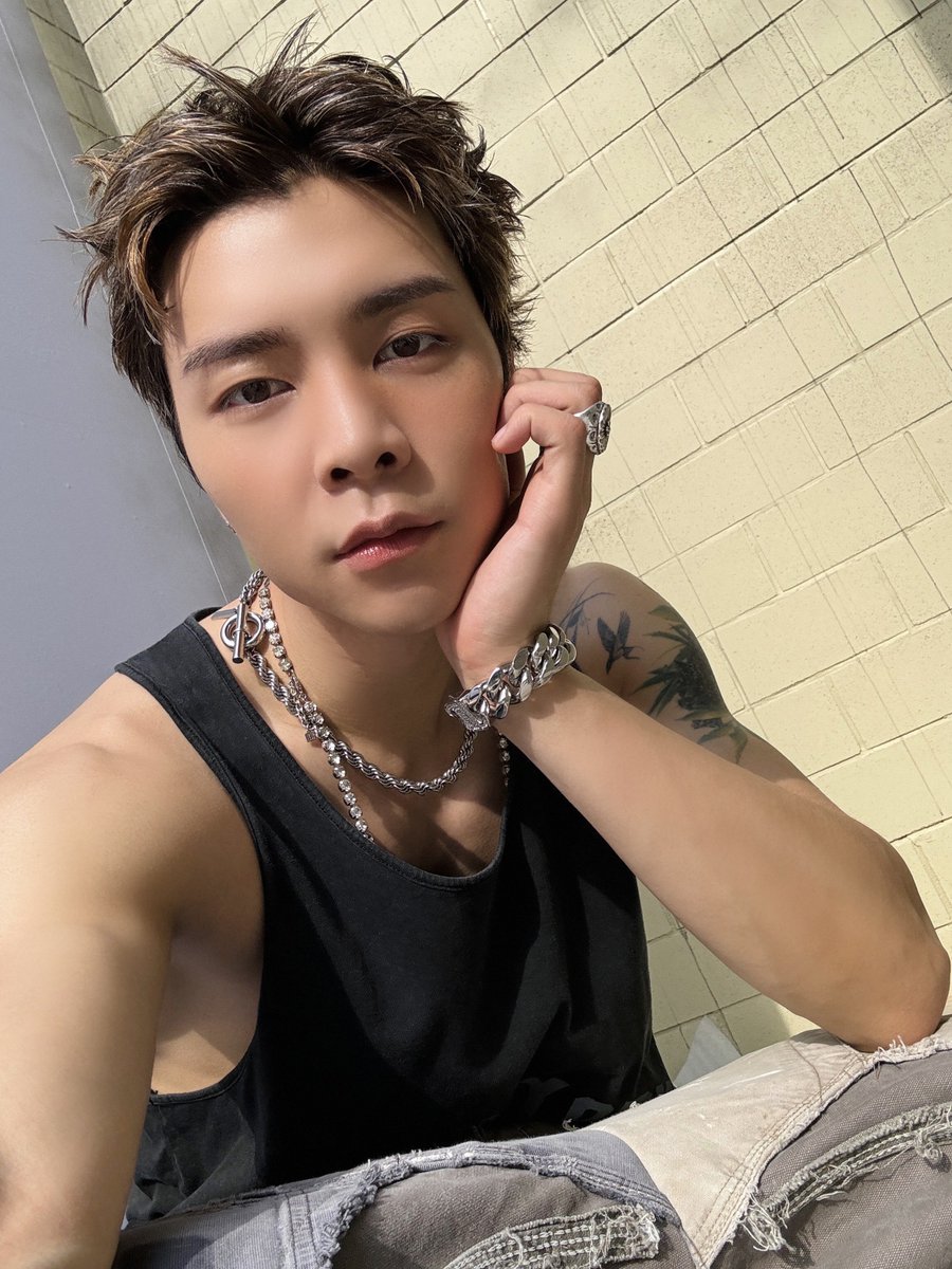 NCT 127 tweet media