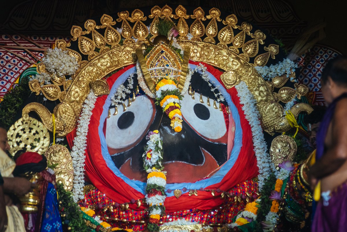AbhayaTalcher's tweet photo. ଶ୍ରୀମନ୍ଦିର ପ୍ରଶାସନକୁ ଅନୁରୋଧ X ପୋଷ୍ଟ ହେଉଥିବା ଭିଡିଓ ଏବଂ ଫୋଟଚିତ୍ରର ମାନକୁ ବଢାନ୍ତୁ। ପୂର୍ବରୁ ପୋଷ୍ଟ ହେଉଥିବା ଭିଡିଓ ଓ ଫୋଟଚିତ୍ର ଖୁବ୍ ଉନ୍ନତ ଥିଲା, ଏବେ ଏହାର Picselକୁ ଯଥେଷ୍ଟ କମ୍ କରାଯାଉଛି। ଯାହାକି କୋରାନା ସମୟରେ ଉଚ୍ଚକୋଟୀର ଥିଲା। ଶ୍ରୀମନ୍ଦିର ମୁଖ୍ୟ ପ୍ରଶାସକ ଦୟାକରି ଧ୍ୟାନ ଦିଅନ୍ତୁ। @arvindpadhee https://t.co/uq3v9EYy6w