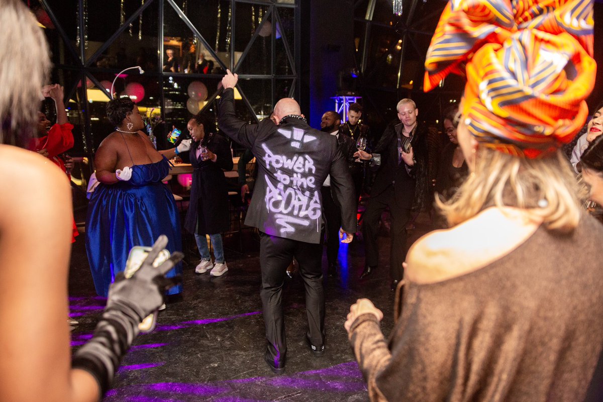 NeoNomadIntern's tweet photo. Highlight of the highlights has to be our CEO @JAB_NeoNomadNNI and his dance moves 😅🔥 https://t.co/ph5YuGeYYm