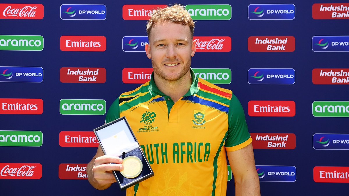 Cricketracker's tweet photo. Most Runs in Death Overs in T20I (17-20):

966 - David Miller (180.22 - SR)
856 - MS Dhoni (160.60 - SR)
838 - Najibullah Zadran (199.04 - SR)
814 - Mohammad Nabi (185.0 - SR)
791 - Hardik Pandya (188.33 - SR)
777 - Virat Kohli (198.21 - SR)