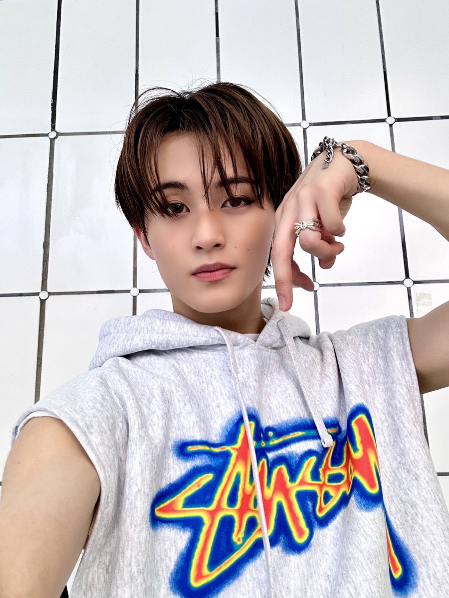 NCT 127 tweet media