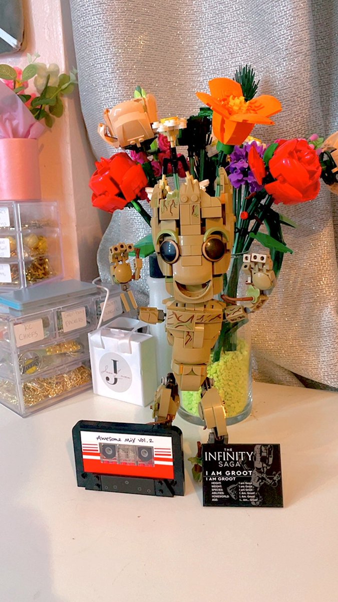 jessbbyyyxo's tweet photo. Omg.. I never showed yaโll my baby groot finished ๐ฅฐ๐ #Lego #LegoGroot #bdaypresent๐ค https://t.co/wEkJP1WqxX