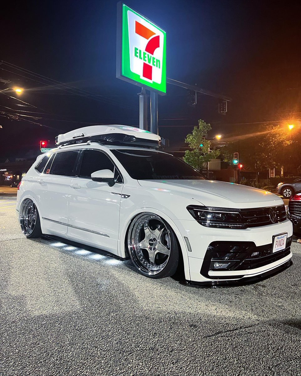 EpicDubs's tweet photo. 🤍 

#VW #Volkswagen #Tiguan #VwTiguan #VwRline #Rotiform #Stanced #DubLife https://t.co/GYqLqOFqc2