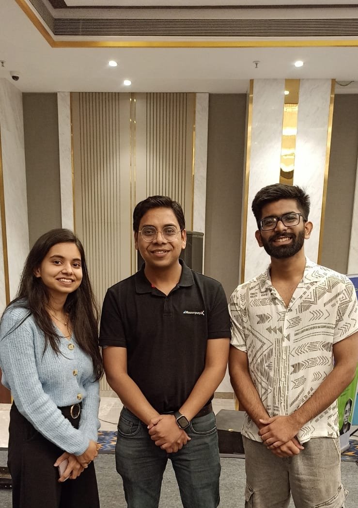 Felt like I was chatting with Jeetu Bhaiya irl. 

Meet <a href="/Bansal13Ayush/">Ayush Bansal</a>, the Vice President of Razorpay. 

His stories about building <a href="/Razorpay/">Razorpay</a> and eagerness to know about our journey had me stuck. 

No arrogance or sugar coating, just support.