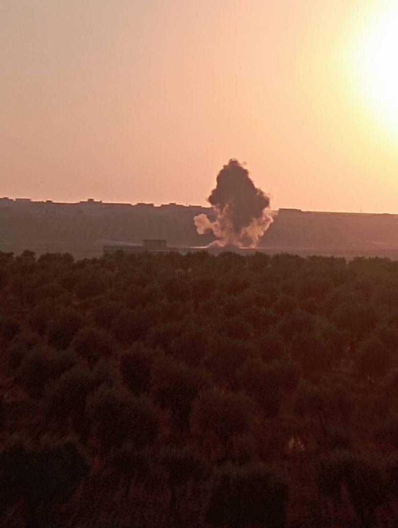 derya8efr's tweet photo. #Lezgîn 
Dewleta Tirk a dagirkir gundên kantona Şehba ji destpêka rojê ve topbaran dikê , ji gundê Mediyonê heya gundê Til inebê bi obîsa tê topbaran kirin 
Heya niha 110 obîs hatine topbaran kirin https://t.co/4j9kPBlBhc