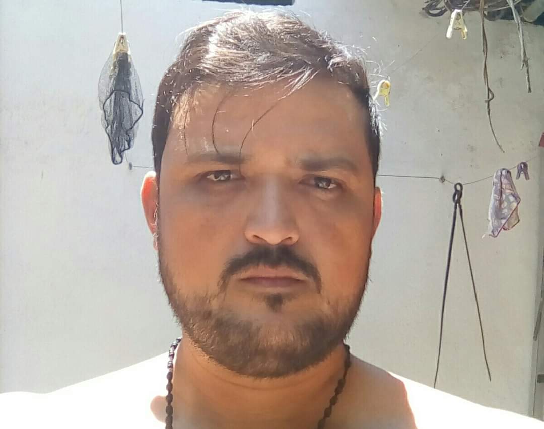 iandalon's tweet photo. Se busca a Rodrigo Pelayo Yerena, líder Sindical de Trabajadores del @GrandVenetianLC y presunto asesino de Irma Fregoso en #PuertoVallarta. Se debe llamar al 911 y dar cualquier información que sirva para capturarlo. https://t.co/w3lvkt9zGz https://t.co/G7UKgnBXgb https://t.co/pgmCpUVX2n