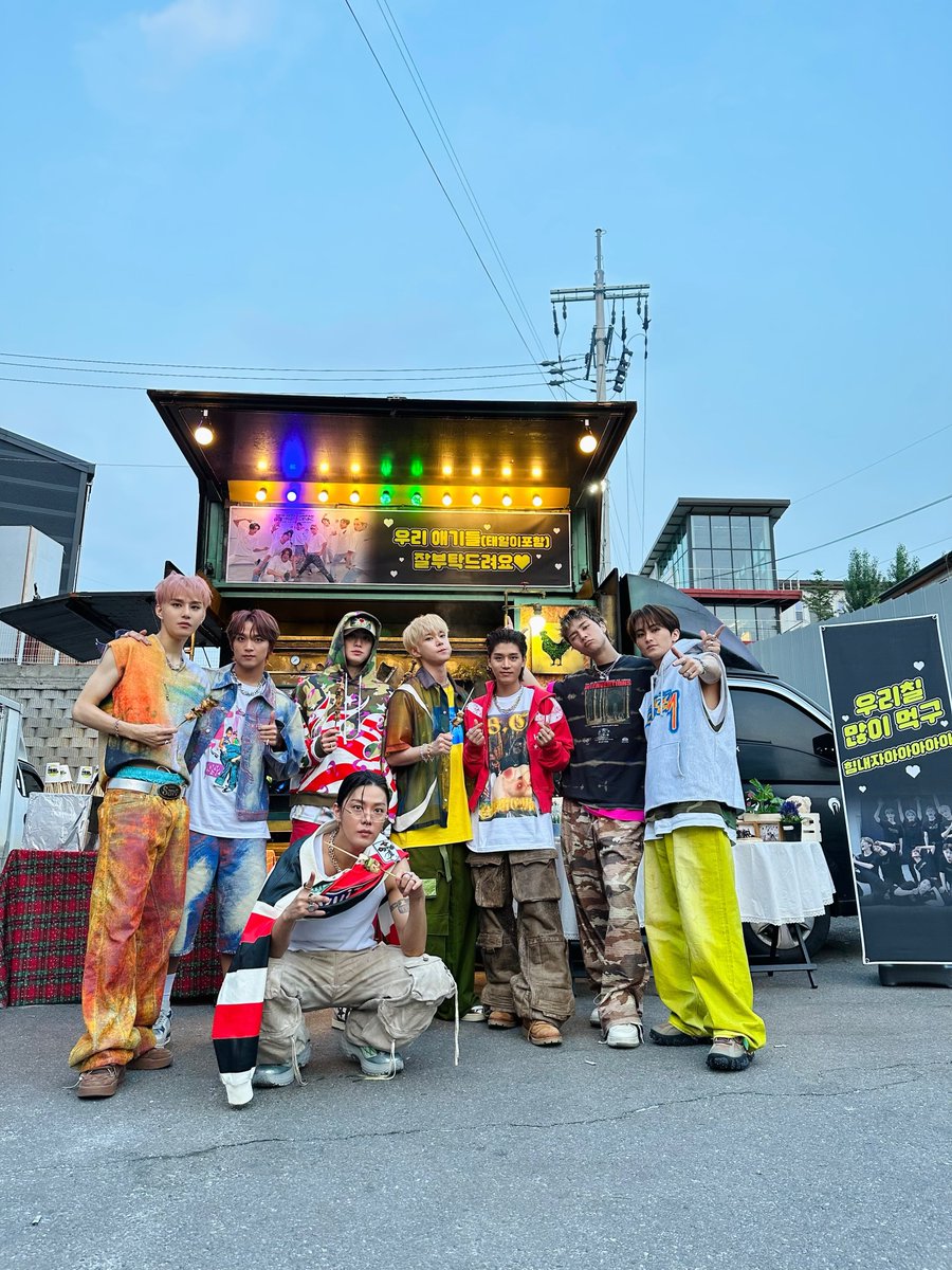nctymisfit's tweet image. seems like Taeyong sent a food truck support on NCT 127's MV filming set! 🥹🫶

"Please take care of my babies (including Taeil) 💛"