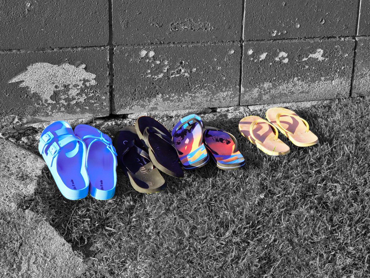 Simon_B_Photo's tweet photo. Last weekend, random colour while out walking.

#colour and
#monochrome 
#artisticlicense 
#funphotography 
#LuminarNeo https://t.co/9njEh43mzc