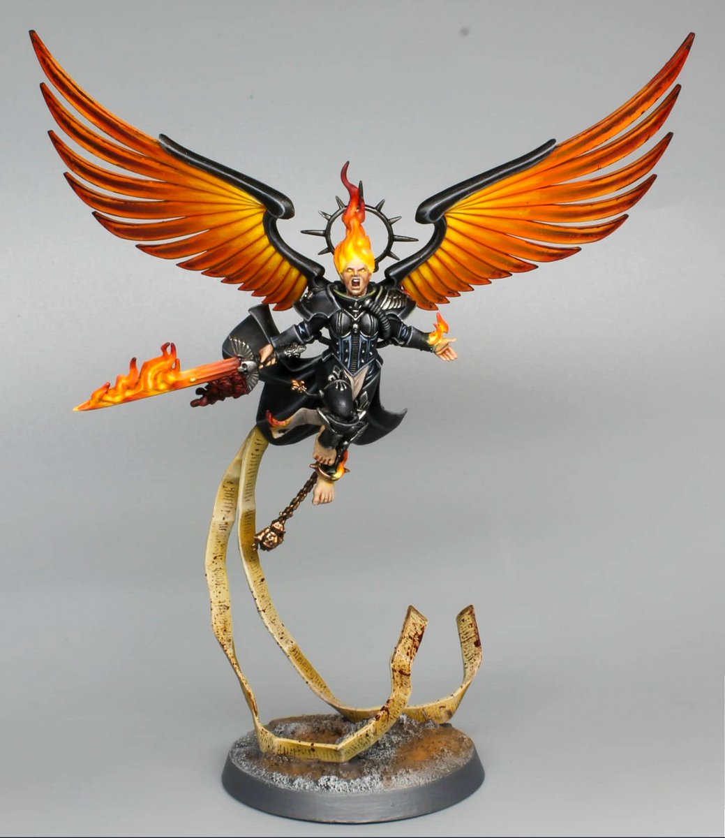 With the new Sister codex out now , I tought I will share my living Saint conversion again ! I wanted a sinister representation of a living Saint, the personification of the wrath of the emperor ! 🔥 

I plan to paint the new Cannones with some seraphim 😁 ! #WarhammerCommunity