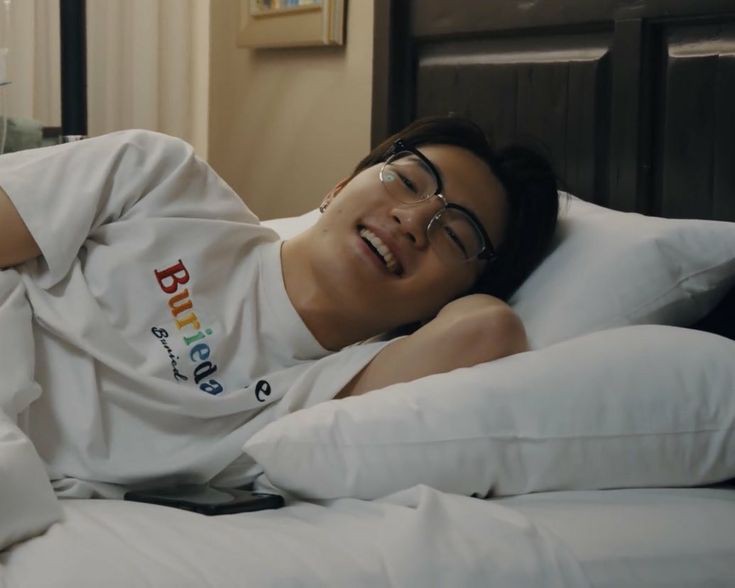 acitone's tweet image. ㅤ

        restarting, not new to rp
        like nd rt to  be  mutuals.

ㅤ