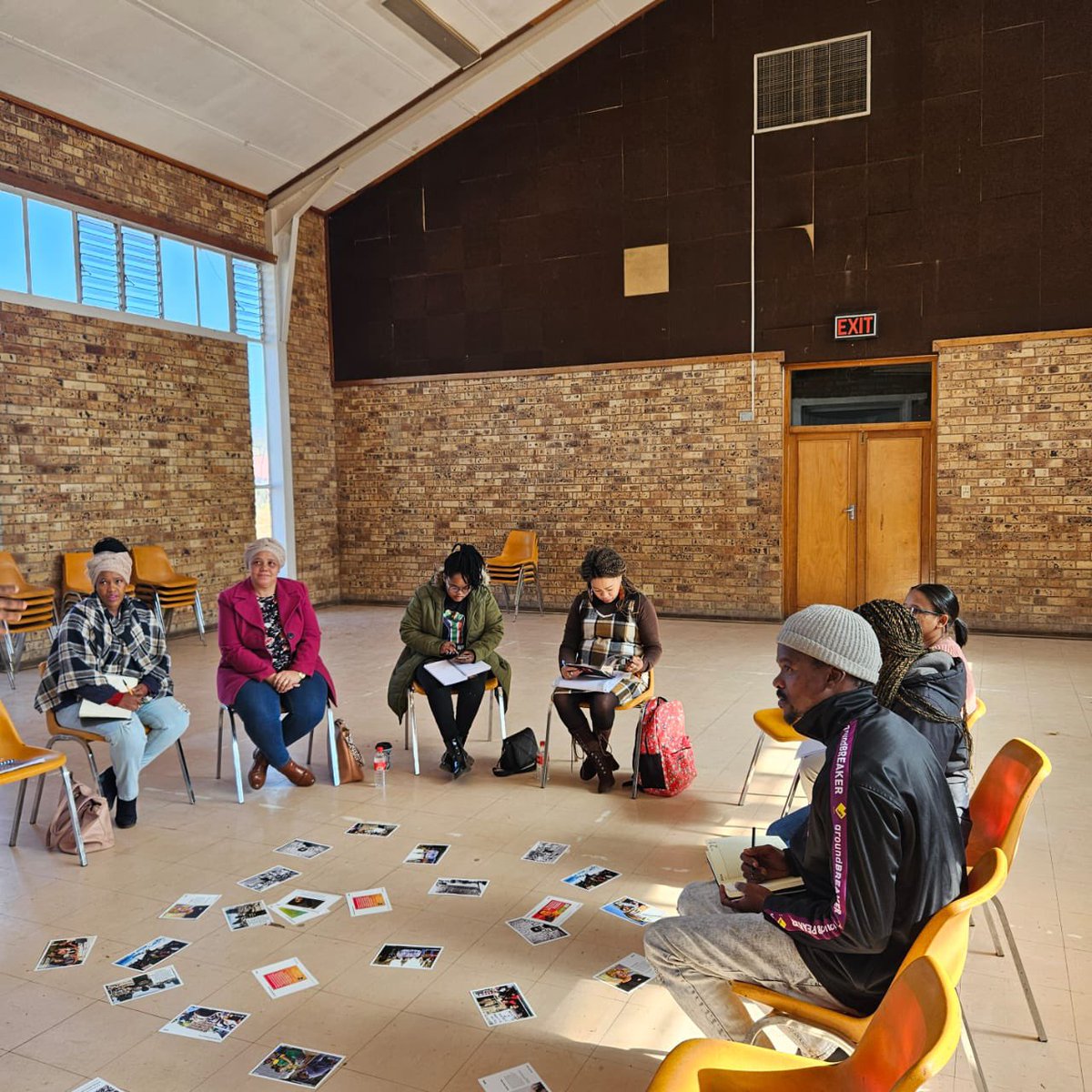 ActivateZA's tweet photo. Good morning from the Northern Cape, Groenwater, as seen in pictures, we are having a fantastic start of our week in the warm Province 🌞 🏜️, we also had his excellency, Chief Morotobolo join us. #ACD #100daysza | Gentle reminder that we are looking for a cohort of young people to join our network through the ACD-In Community Programme. Apply here 👉🏾🙂🔗 : https://t.co/graYvOdElR