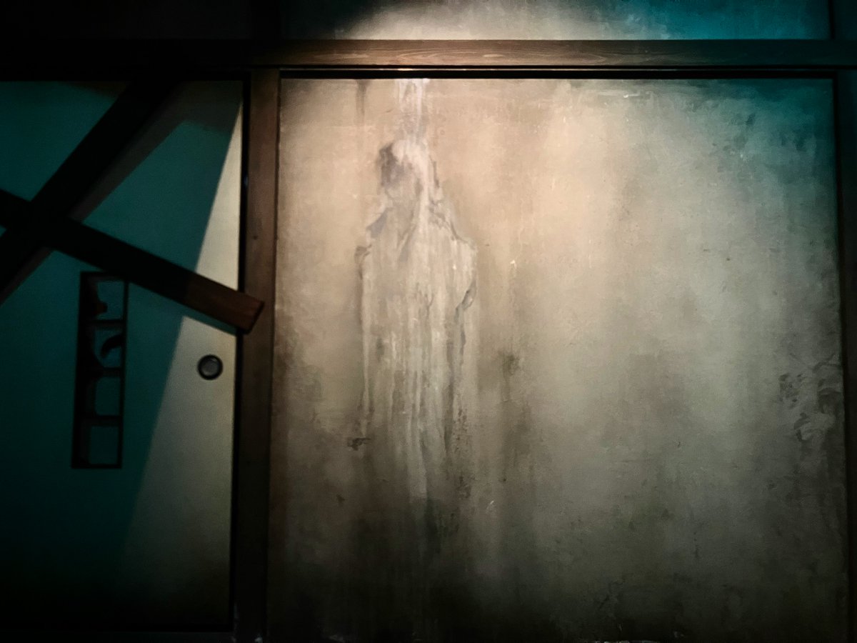 horror2_'s tweet photo. ホラー映画の美術にスポットを当てた体験型展示「ホラーにふれる展」会場写真　新潟県立自然科学館で開催中 - https://t.co/RZRiMQYz5C https://t.co/348jwSNNFs