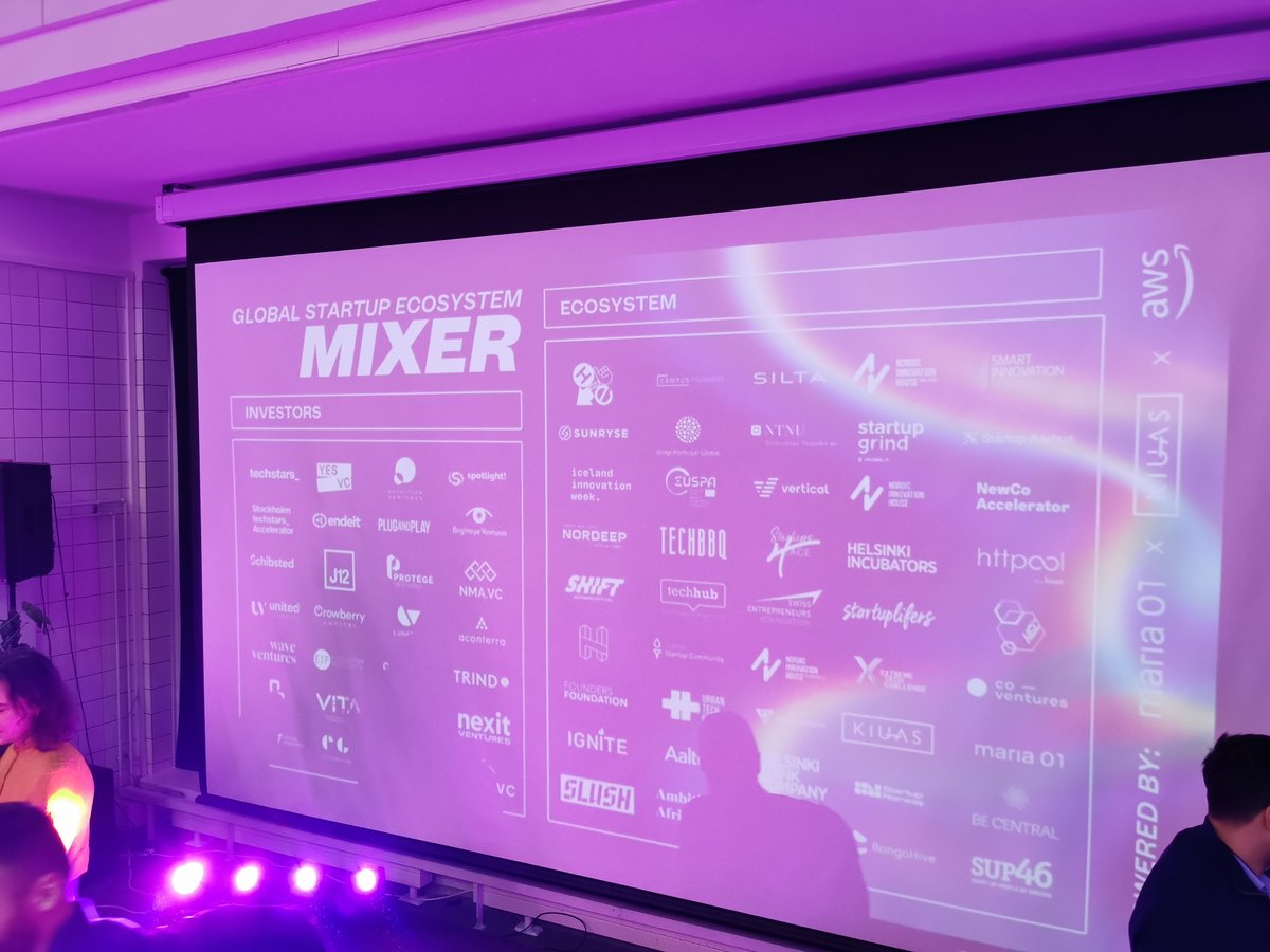 Maria 01 tweet media