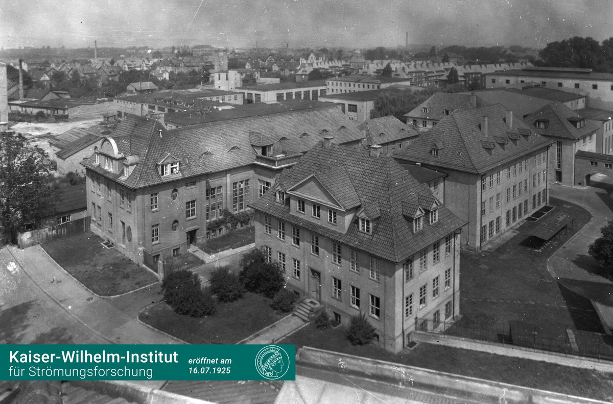 mpids's tweet photo. 🍾Happy Birthday! 🎆
Heute wird unser Institut 99 Jahre alt: Wir können dabei auf eine lange Erfolgsgeschichte zurückblicken. Voller Vorfreude schauen wir auch auf das Jahr 2025 und unser bevorstehendes 100-jähriges-Jubiläum. 🥳@maxplanckpress #MPIDS #Göttingen #99Jahre https://t.co/UKnIBXuZEw