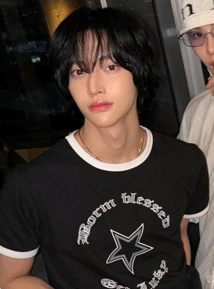 너울 (@002_0302) on Twitter photo 