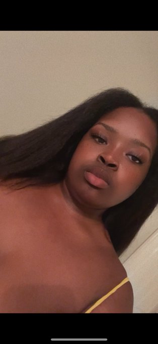 My body's perfect, b****, I'm perfect https://t.co/ipOurN1ain<a href="/tag/nickiminaj"class="tags"><span>#nickiminaj</span></a><a href="/tag/nickiday"class="tags"><span>#nickiday</span></a><a href="/tag/pinkfriday2"class="tags"><span>#pinkfriday2</span></a><a href="/tag/looknicki"class="tags"><span>#looknicki</span></a>