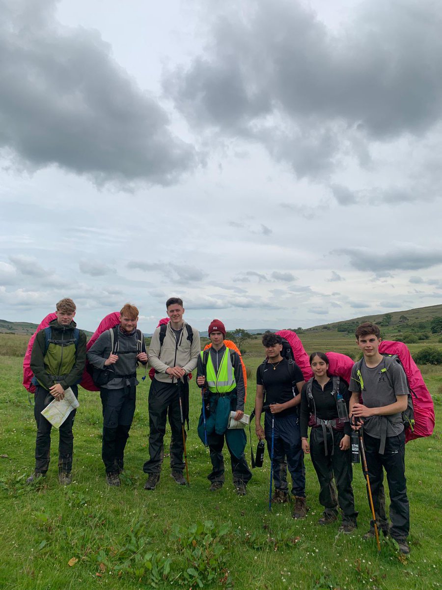 GeogAttwell's tweet photo. The teams are all up and out! Last day, final push, they are definitely ready for their home comforts tonight and a warm bed. A very damp evening ☔️ @DartfordGS @MissECollierDGS https://t.co/bq4llkQyHt