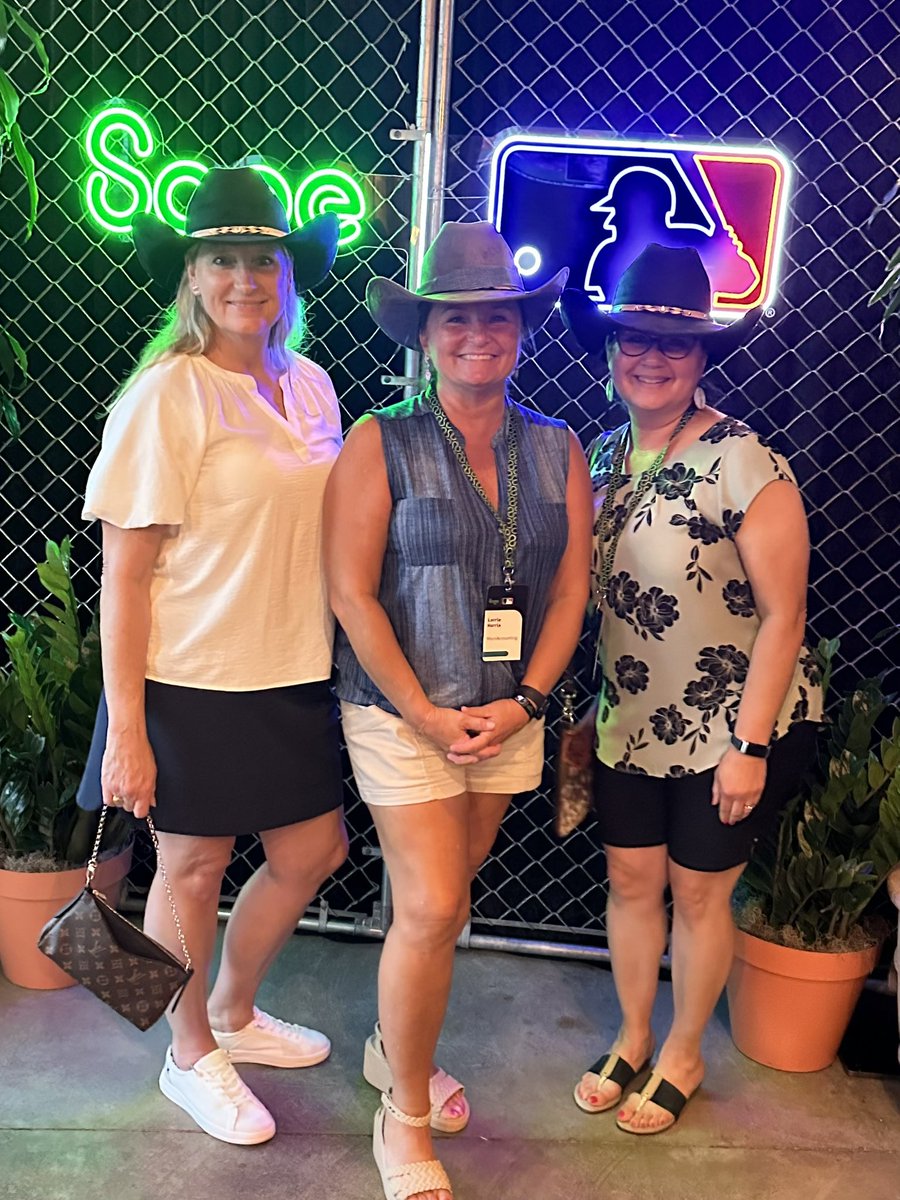 So much fun at the Stockyards Draft Party last night and the Home Run Derby tonight with <a href="/MicroAcctg/">MicroAccounting</a> clients, partners, and friends!!!  Thank you <a href="/SageUSAmerica/">Sage USA</a>!!!#SageMLB  #SageInsights