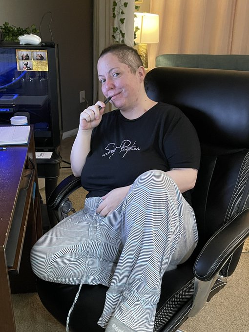 Before the        VS.            After the    club                                        club      <a href="/tag/transroommates"class="tags"><span>#transroommates</span></a>