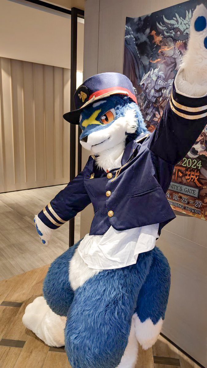 ByakuyaCoyote's tweet photo. #FurMIT24 #pdtk

出発🚂🚂！

@noxbluewolf &amp; @rotta011 https://t.co/XCo2pM5L7H