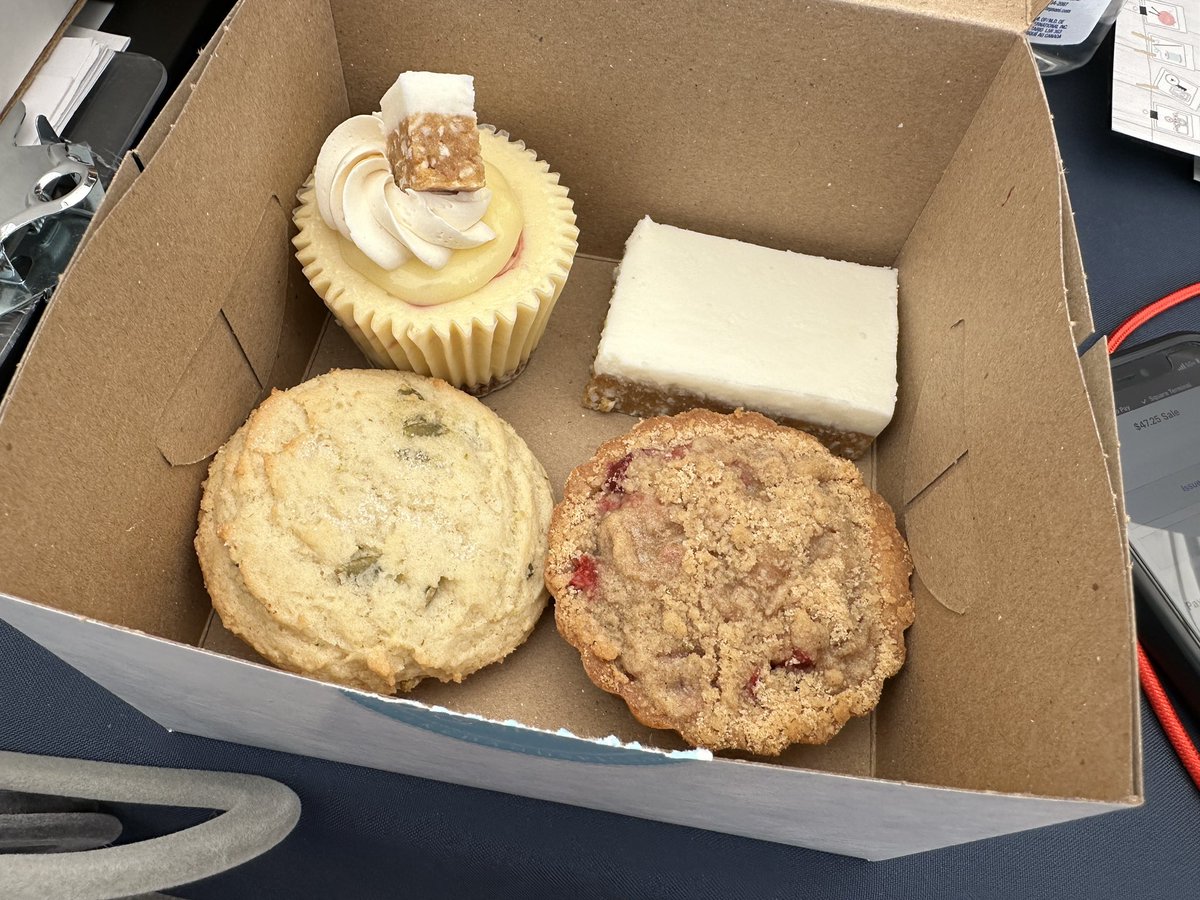 j2_studios's tweet photo. @sugared_spiced Sooo good 🤤 
That rhubarb tart was 😋😋😋 https://t.co/XOfCSPGK8b