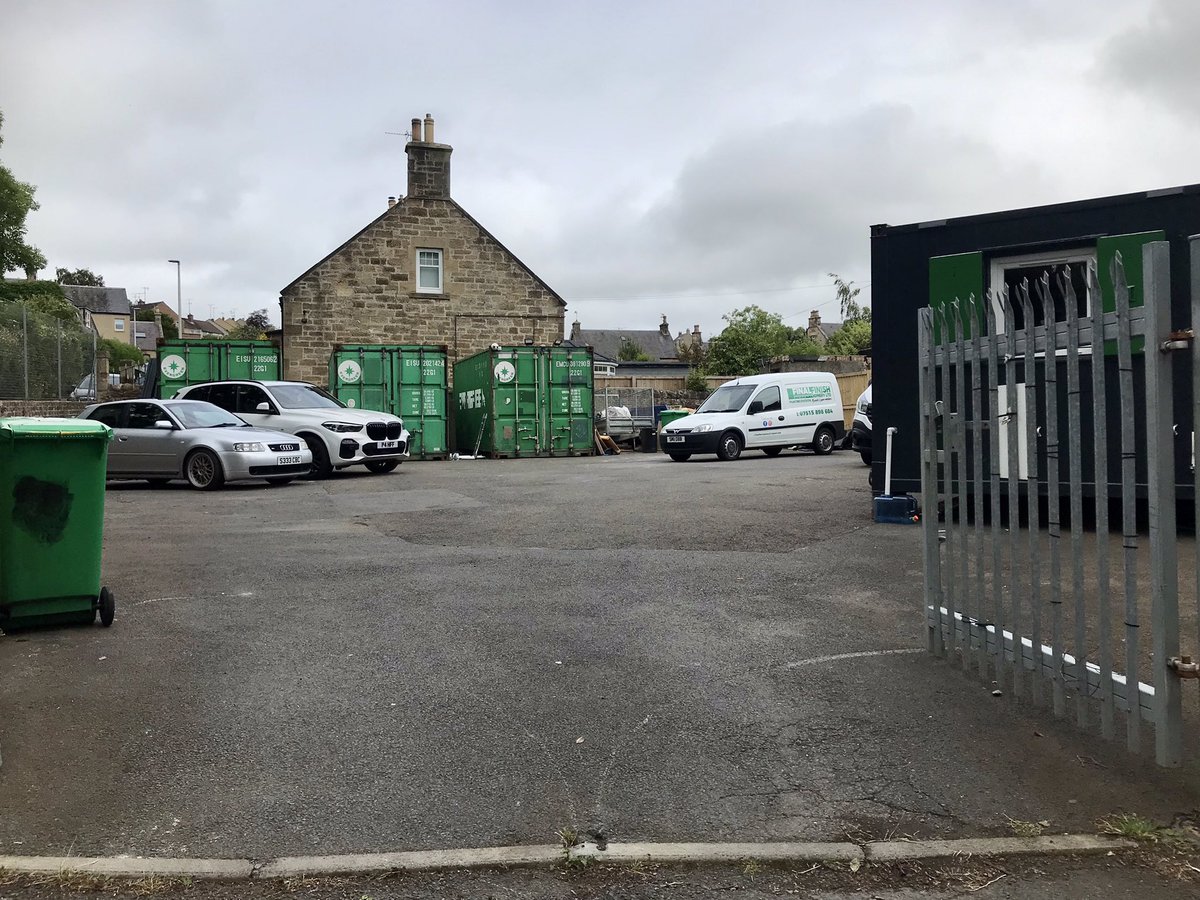 coal_legacies's tweet image. A long shot this morning but #MiningLandscapes are looking for an image of #Vogrie Colliery #Gorebridge #MidLothian that closed in the late 1930s. So far drawn a blank but hopefully one might emerge from granny’s shoe box.
#coal #mininghistory