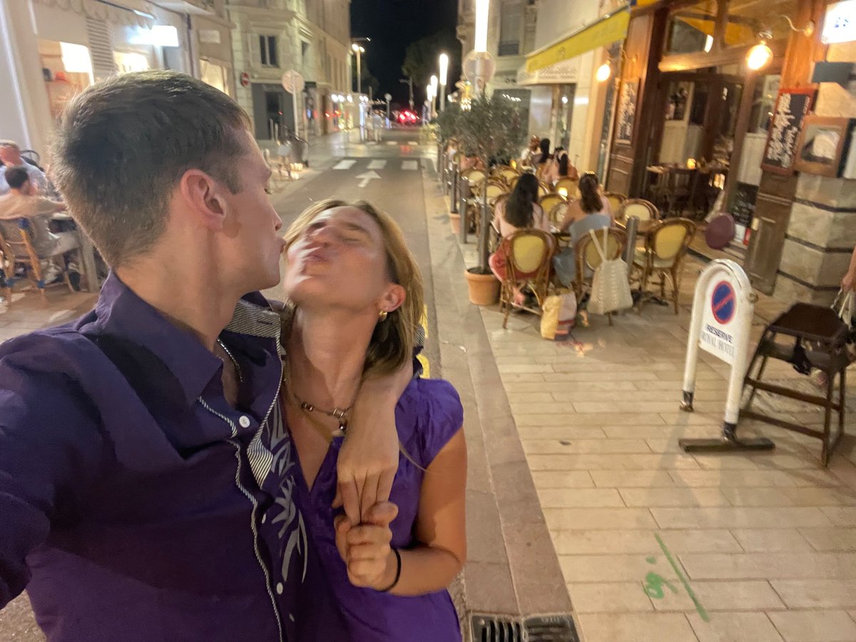 olivy's tweet photo. Andrew and Natasha❤️ https://t.co/zAMX7XrEMo