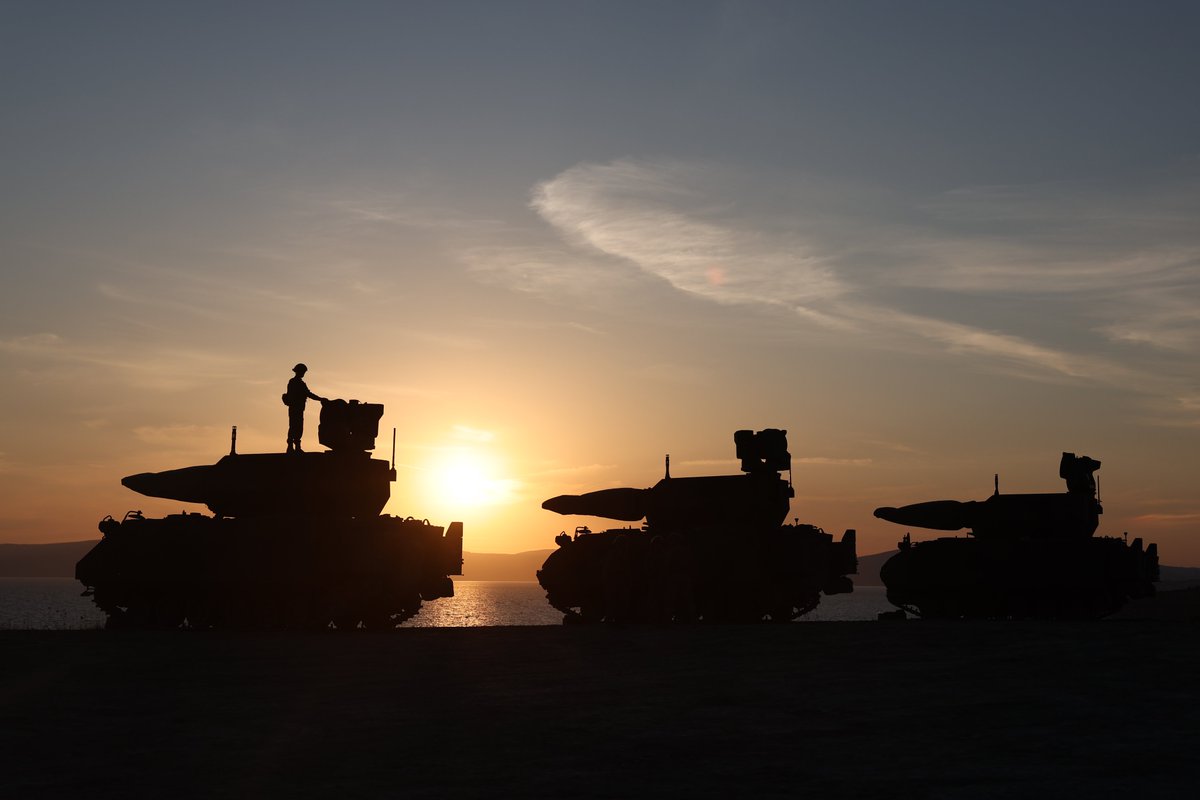 Dün vardık, bugün varız, yarın da olacağız! 🇹🇷

#MillîSavunmaBakanlığı
#GününFotoğrafı