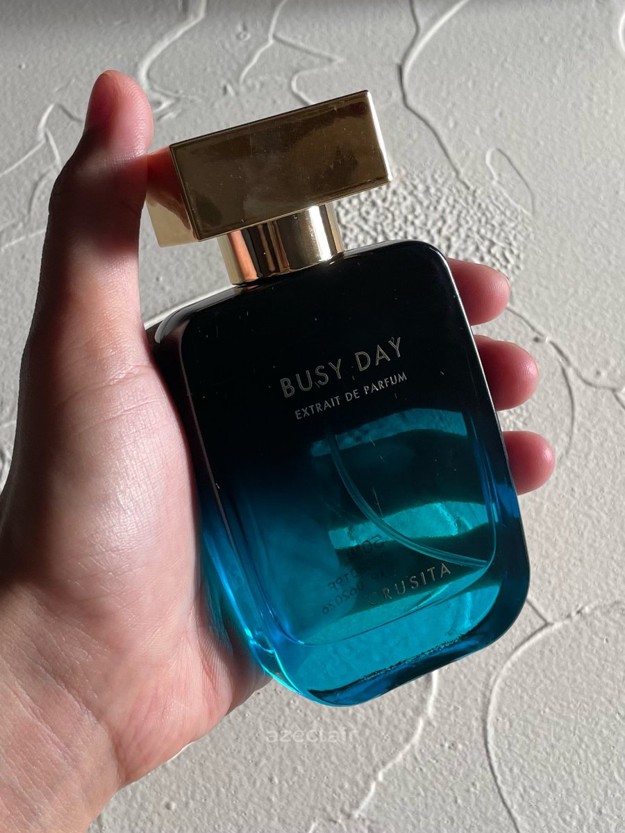 azeclair's tweet photo. CEWEK TAPI PAKE PARFUM SPORTY &amp; MANLY…

WHY NOT??

dibuatnya jatuh cinta sejak first sniff. wangi kesegaran dan aromatic nya tuh cucok untuk nemenin “busy day” apalagi pas cuaca lagi gerah-gerahnya…

#parfumlokal #rekomendasiparfum #parfumcowok #parfumcewek #parfumviral https://t.co/XPUdCc1wvF