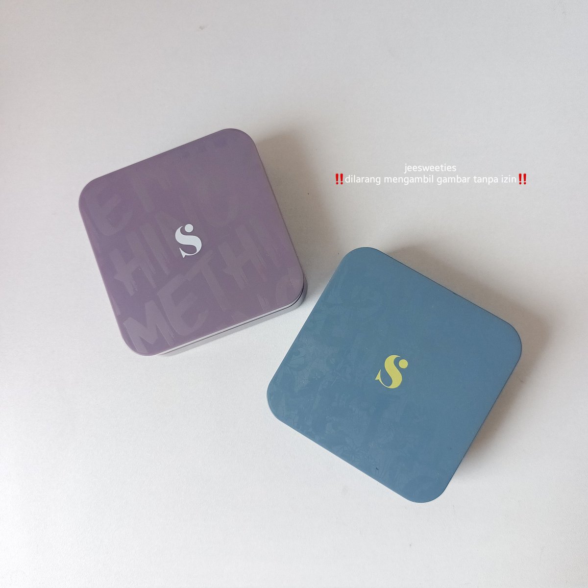 jeesweeties's tweet image. Mendingan beli yang hooman atau copy paste⁉️
Yuu kita bahas perbedaan dari kedua cushion somethinc ini‼️